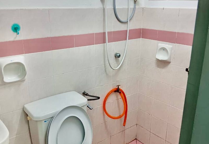 FREEHOLD Sri Hijau Condo, Jalan Permaisuri 1/6, Bandar Mahkota Cheras Selangor FOR SALE