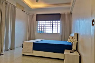 FREEHOLD Anggerik Villa 2, Kajang Selangor FOR SALE