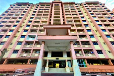 FREEHOLD Anggerik Villa 2, Kajang Selangor FOR SALE