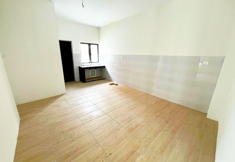 TAMAN PELANGI INDAH, SITIAWAN