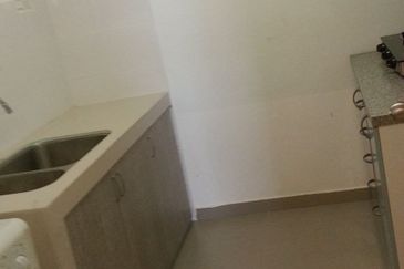 The Zest @ Kinrara 9