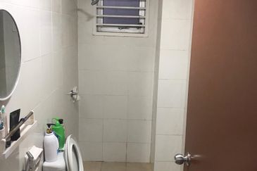 Apartment Seri Warisan, Kota Warisan Dengkil- FOR SALE APARTMENT SELANGORKU 