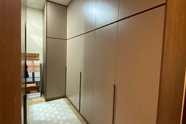 Jalan Tiang Seri U8/73A