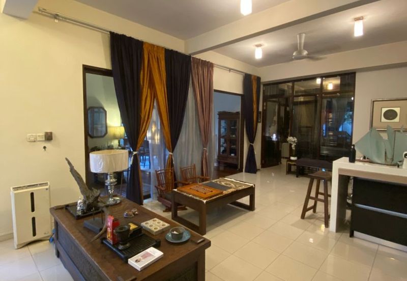 Jalan Tiang Seri U8/73A