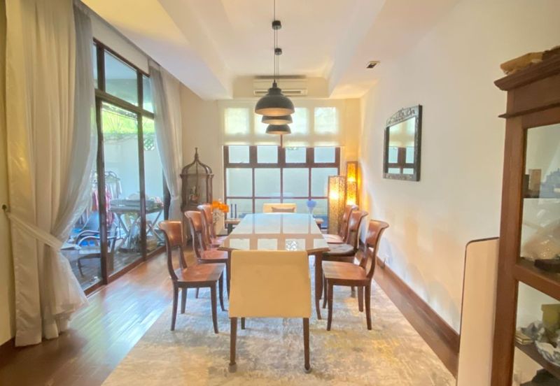 Jalan Tiang Seri U8/73A