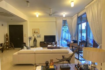 Jalan Tiang Seri U8/73A