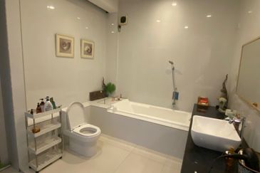 Jalan Tiang Seri U8/73A