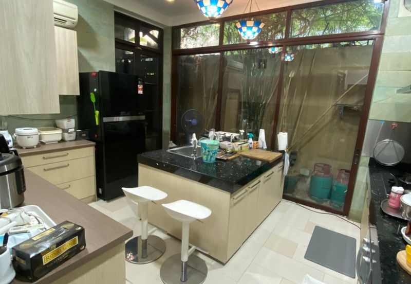 Jalan Tiang Seri U8/73A