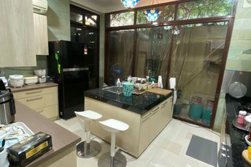 Jalan Tiang Seri U8/73A