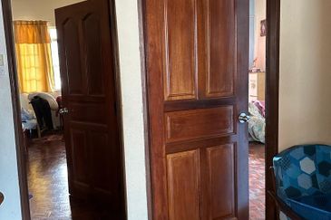 Jalan Pantai Jerjak 1