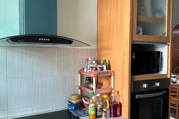 Jalan Pantai Jerjak 1