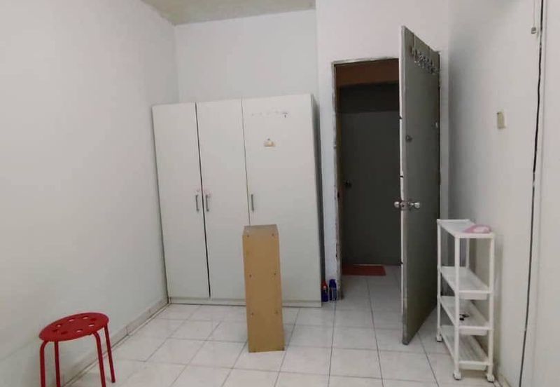 Pangsapuri Sri Meranti