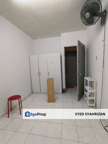 PANGSAPURI SRI MERANTI BANDAR SRI DAMANSARA , Selangor, Damansara Perdana
