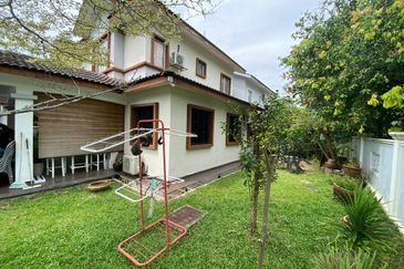 2 STOREY SEMI D , CORNER LOT , BANDAR TASIK PUTERI RAWANG 