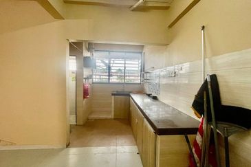 Seri Perindu Apartment