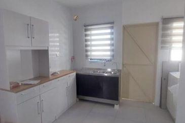 TOWNHOUSE GROUND FLOOR , TAMAN SENA EMAS , TASEK GELUGOR , PENANG 