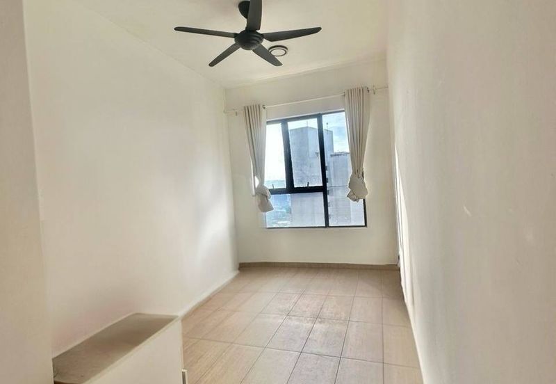 The Hipster @ Taman Desa