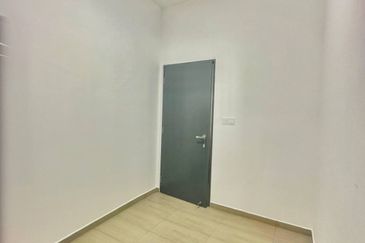 The Hipster @ Taman Desa