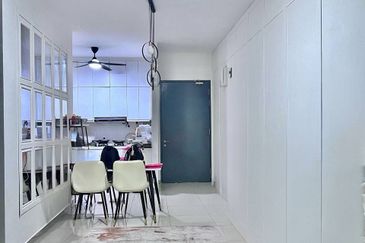 The Hipster @ Taman Desa