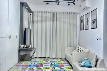 The Hipster @ Taman Desa