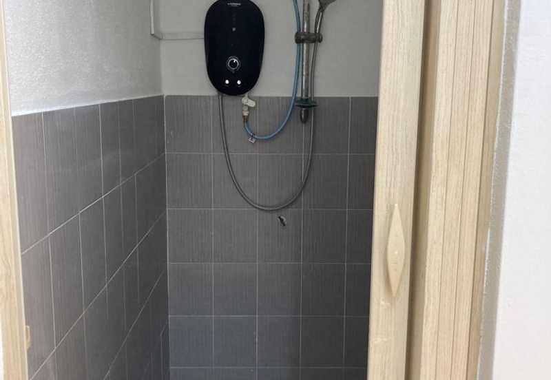 TAMAN RIA APARTMENT , BAYAN LEPAS , PENANG 