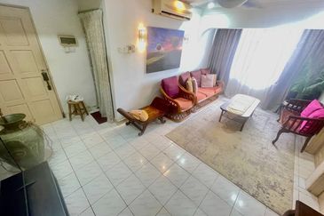 Flat PKNS AU3 (Blok 7 - 15)