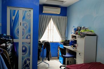 3 STOREY TAMAN MELATI GOMBAK KL 