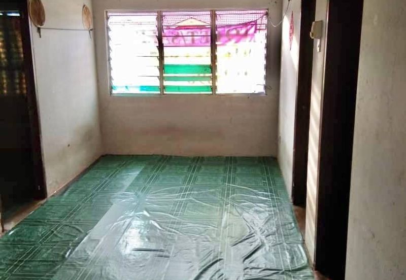 Rumah Pangsa Impian, Bandar Saujana Putra