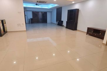 Taman Nusaputra Timur