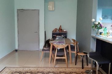 Kiara Court - Nilai Impian