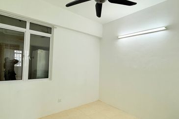 D'Piazza Condominium