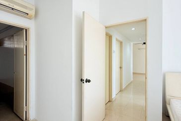 D'Piazza Condominium