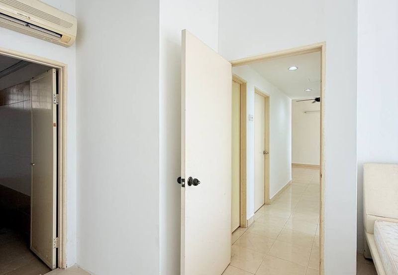 D'Piazza Condominium