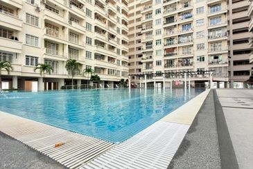 D'Piazza Condominium