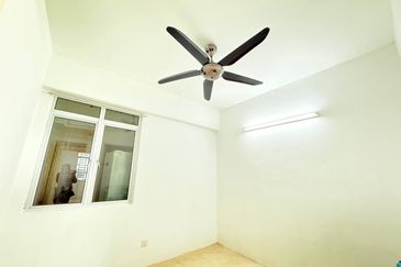 D'Piazza Condominium