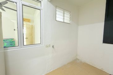 D'Piazza Condominium