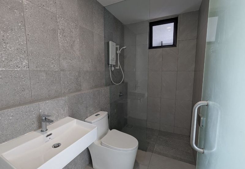 Emerald 9 Condominium