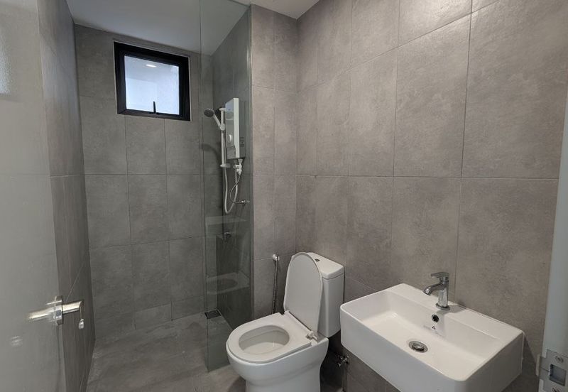 Emerald 9 Condominium