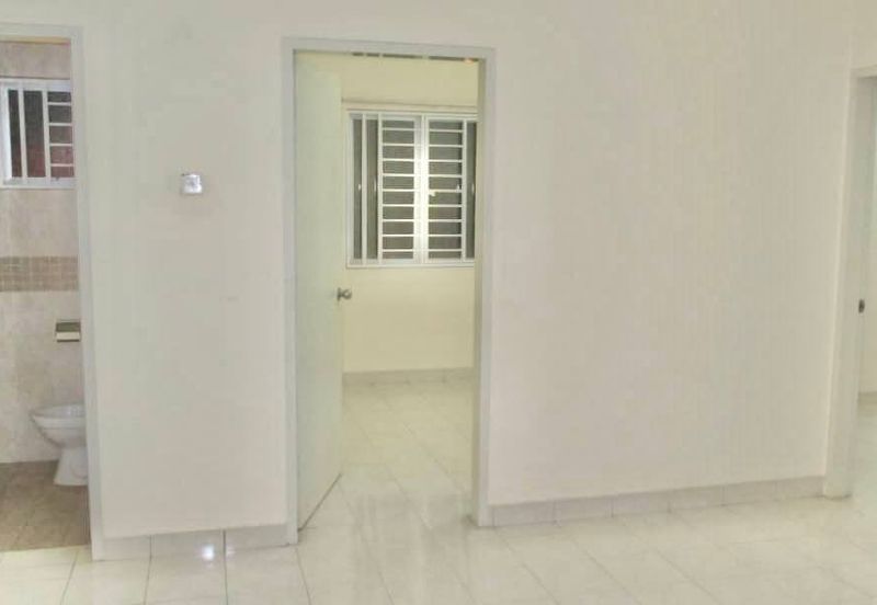 Puteri Bayu Apartment