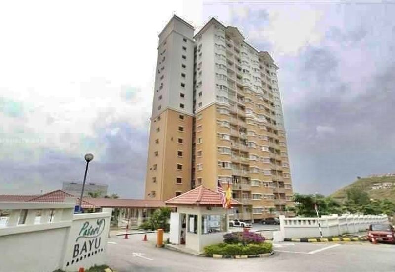 Puteri Bayu Apartment