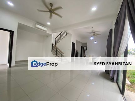 Double Storey Semi-D Harmoni park Dengkil, Selangor, Dengkil