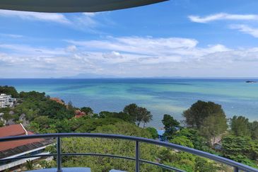 Marina Tower, Ratu Mutiara