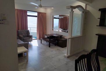 Marina Tower, Ratu Mutiara