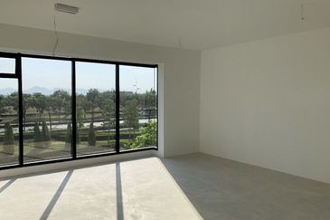 SHOPLOT FOR RENT AT JALAN VERVEA1 BANDAR CASSIA