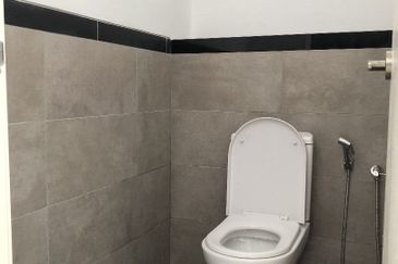 SHOPLOT FOR RENT AT JALAN VERVEA1 BANDAR CASSIA