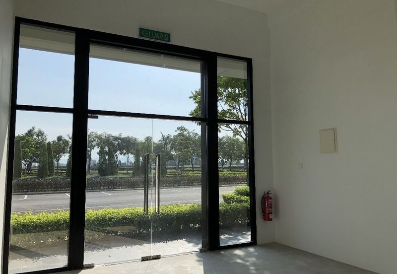 SHOPLOT FOR RENT AT JALAN VERVEA1 BANDAR CASSIA