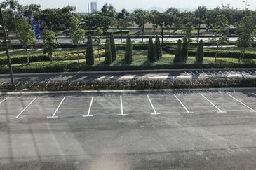 SHOPLOT FOR RENT AT JALAN VERVEA1 BANDAR CASSIA