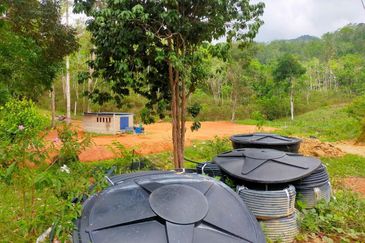 Land at Ulu Mahang - sungai petani 