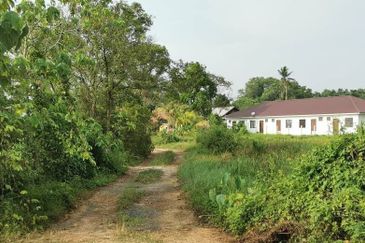 Tanah siap ditambun - Penanti