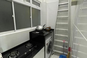 Arasia Perdana (The Clovers)